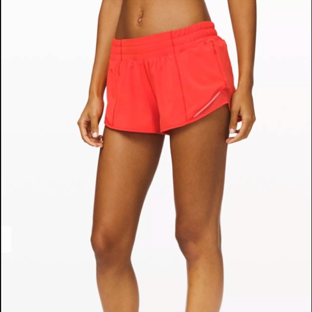 RARE lululemon Hotty hot shorts size 4 thermal red